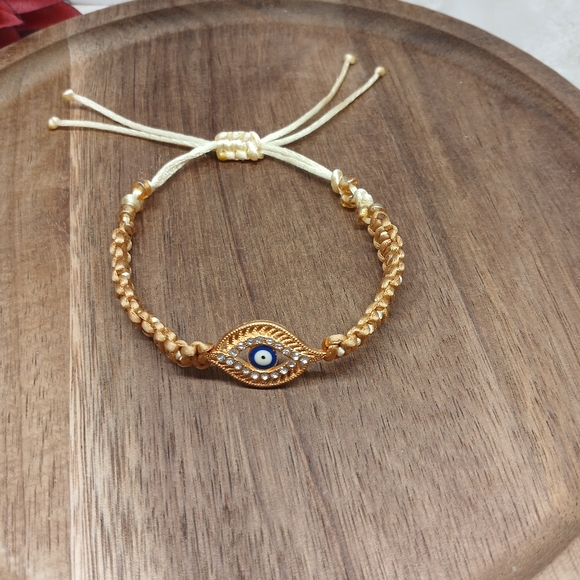 Golden Eye Protection Bracelet – Handmade Macrame – Adjustable - Picture 4 of 4